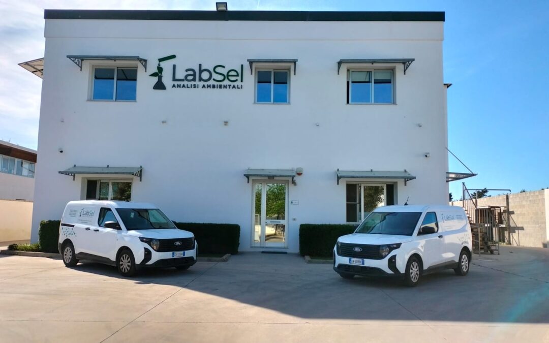 Labsel: dove la scienza incontra l’innovazione! Analisi chimiche e non solo…