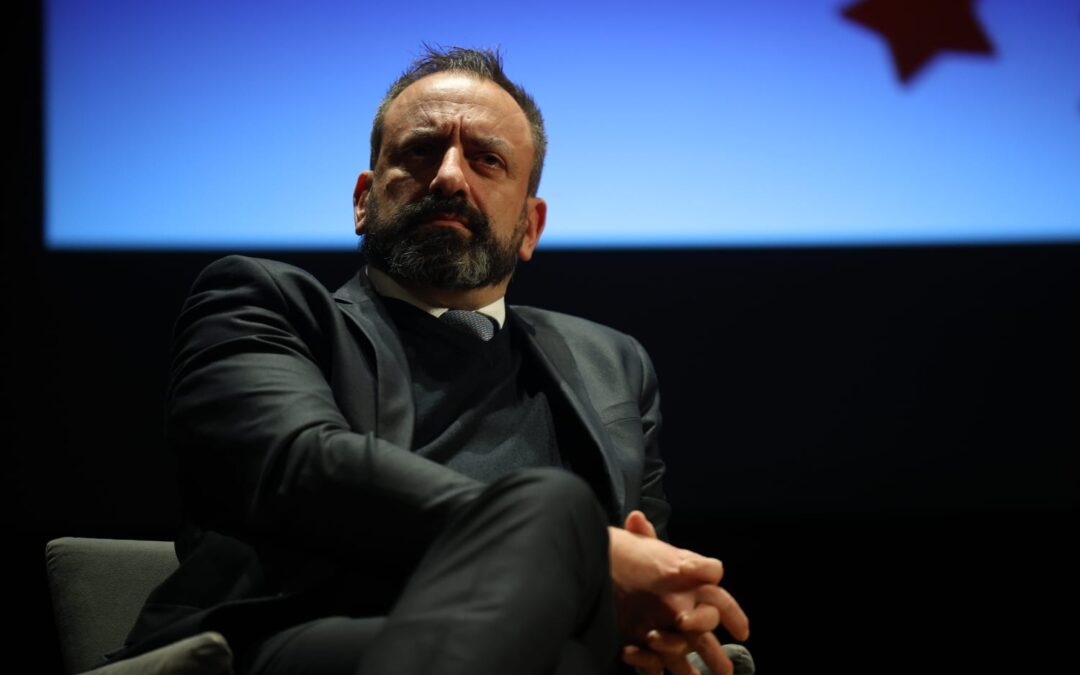 Beccari chiarisce: “Mai detto che i cittadini non capiscono. Hanno diritto di decidere, ma con tutti gli strumenti in mano. Le mie parole strumentalizzate.”