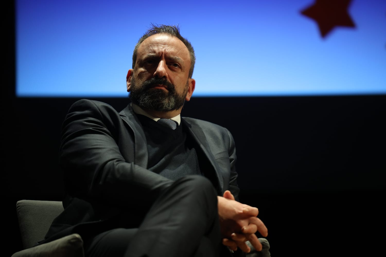 Beccari chiarisce: “Mai detto che i cittadini non capiscono. Hanno diritto di decidere, ma con tutti gli strumenti in mano. Le mie parole strumentalizzate.”
