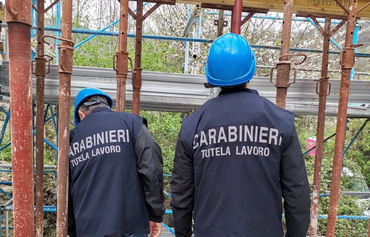 Morto a San Giovanni dopo un volo di otto metri: si indaga sulla dinamica del decesso di Claudio Reggiani