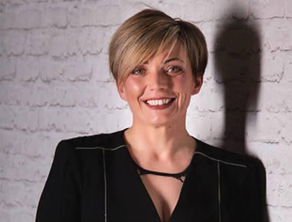 Da “volto della banca” a candidata politica: ora condannata per aver sottratto 410mila euro. E i clienti? Devono pure fare causa per riavere i loro soldi