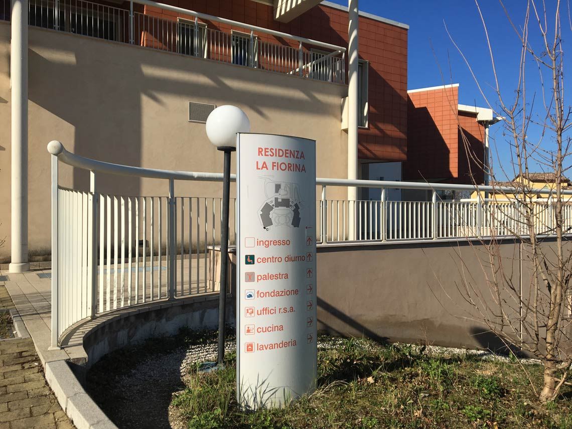 Covid nella casa di riposo, chiuso alle visite il Casale La Fiorina