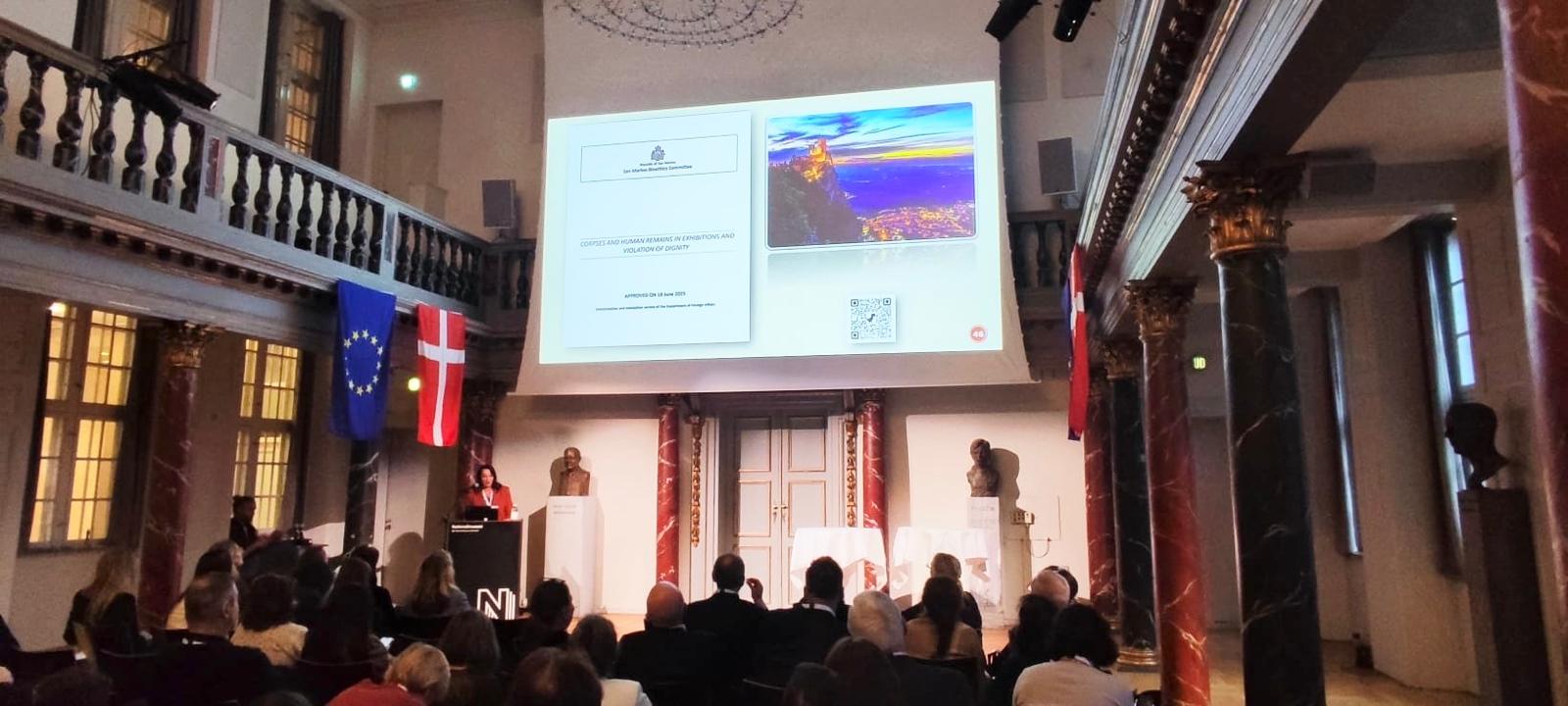 Il Comitato Sammarinese di Bioetica presenta a Copenaghen il documento sulle esposizioni di corpi plastinati