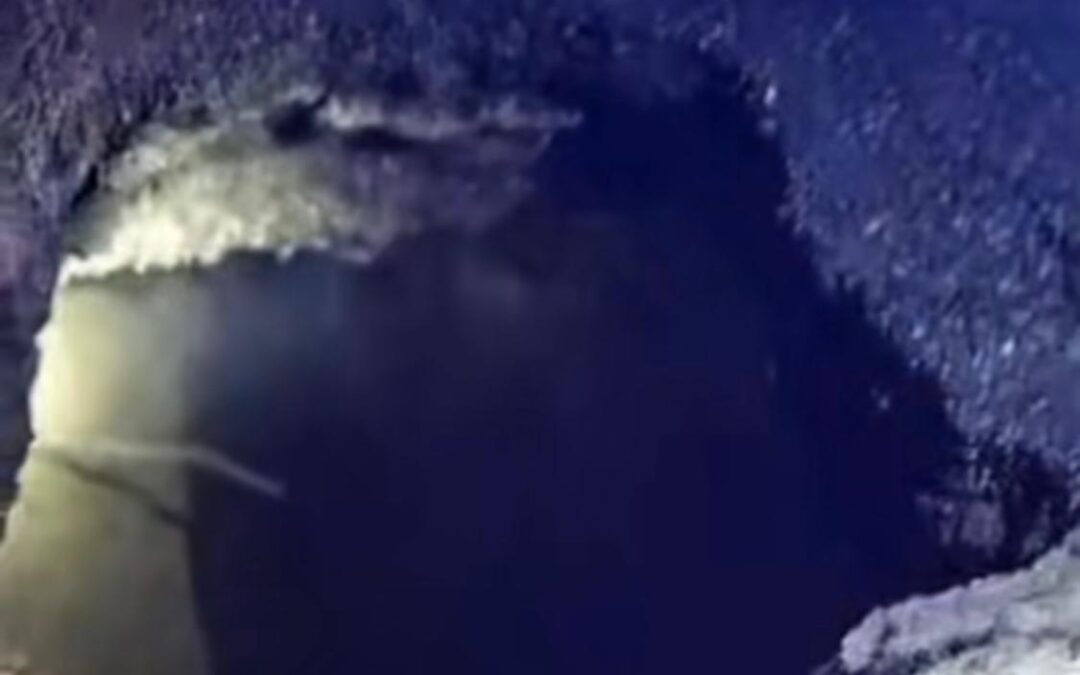 Voragine sulla via Ponte a Verucchio: strada chiusa e lavori in corso