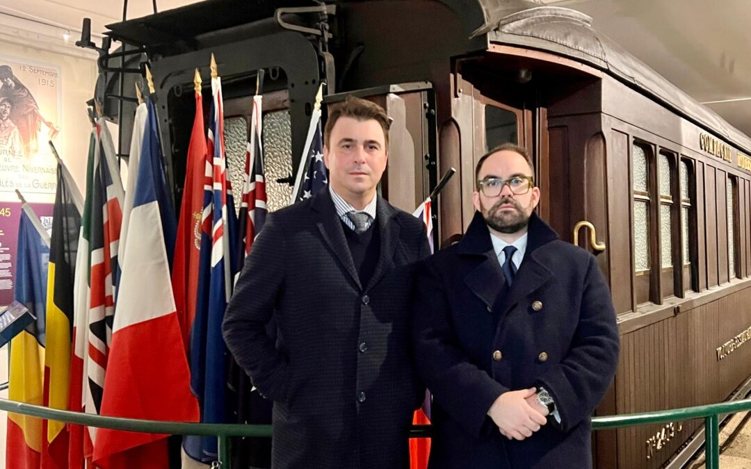 La Reggenza visita la Radura dell’Armistizio a Compiègne: un richiamo alla memoria e alla responsabilità della pace