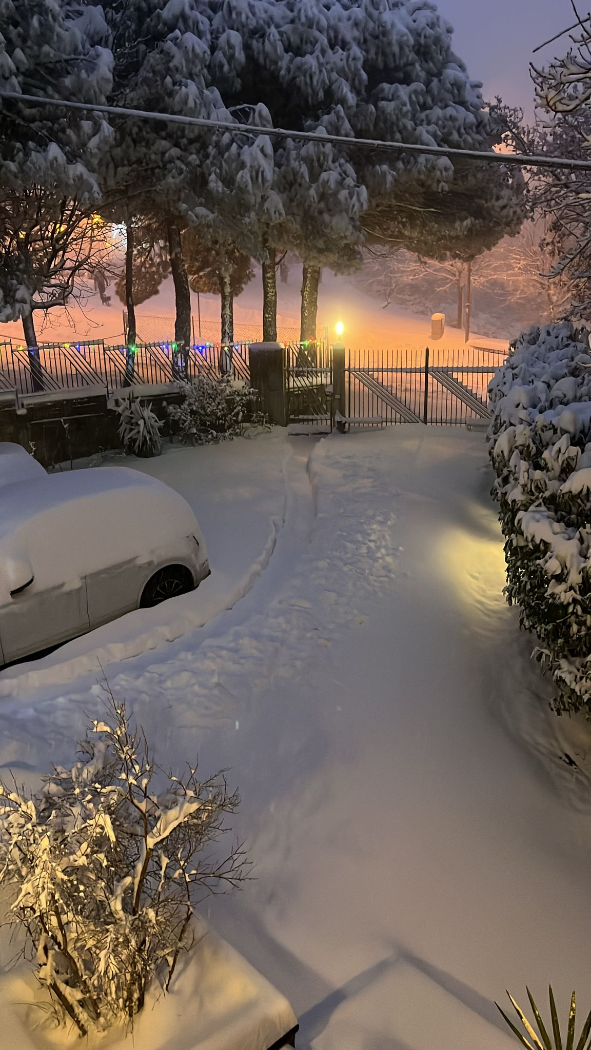 San Marino Città, ancora neve nella notte ma viabilità regolare