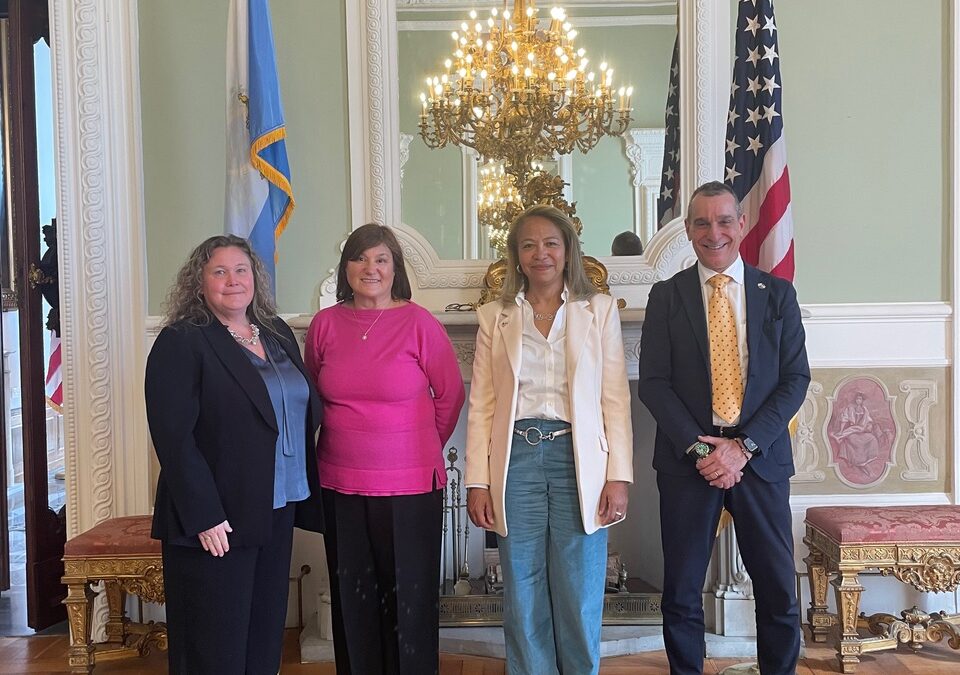 Visita della Fratellanza San Marino-America al Consolato Generale USA di Firenze