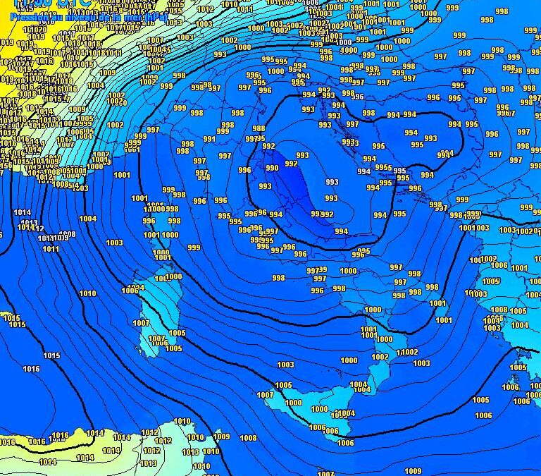 Maltempo in Romagna, allerta aggiornata: vento forte, mare agitato e neve sui rilievi