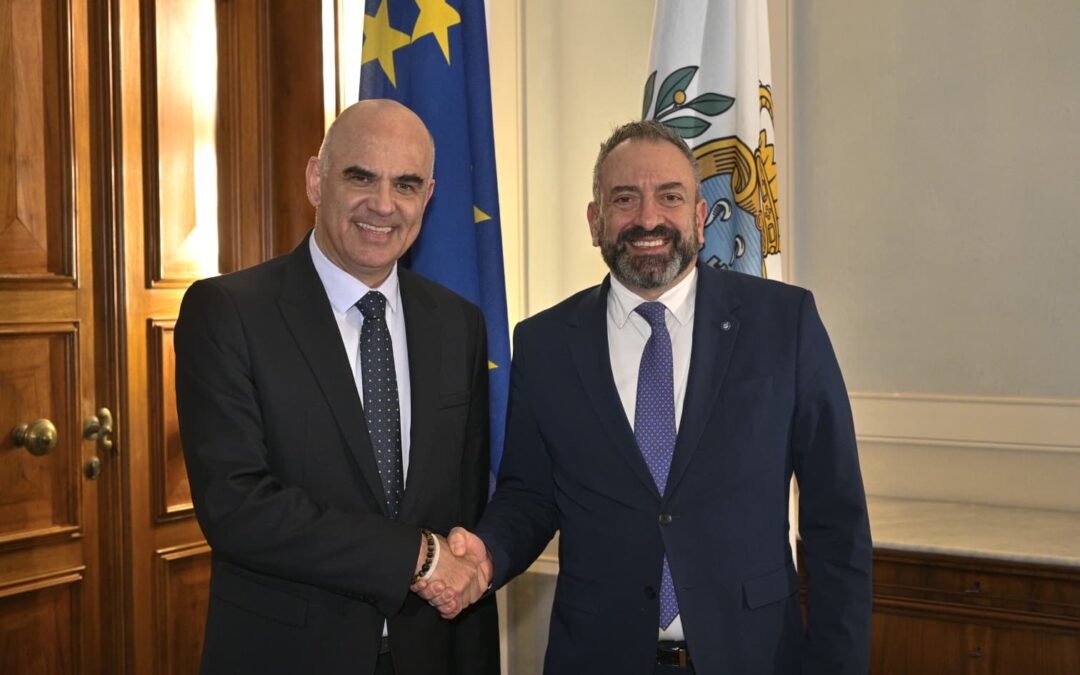 Arrivo a San Marino dell’Oratore Ufficiale della Cerimonia di Insediamento degli Ecc.mi Capitani Reggenti