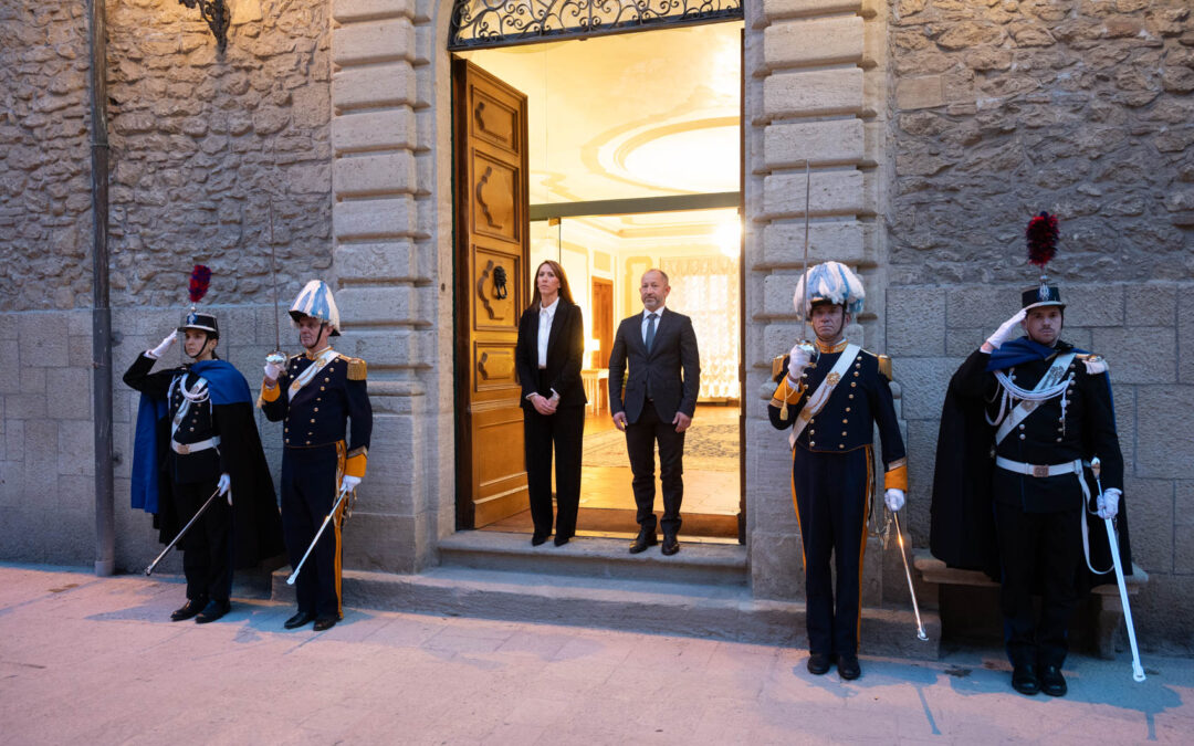 Discorso di insediamento Ecc.Reggenti Alice Mina e Vladimiro Selva: “San Marino custodirà con fermezza libertà, democrazia e dignità della persona”