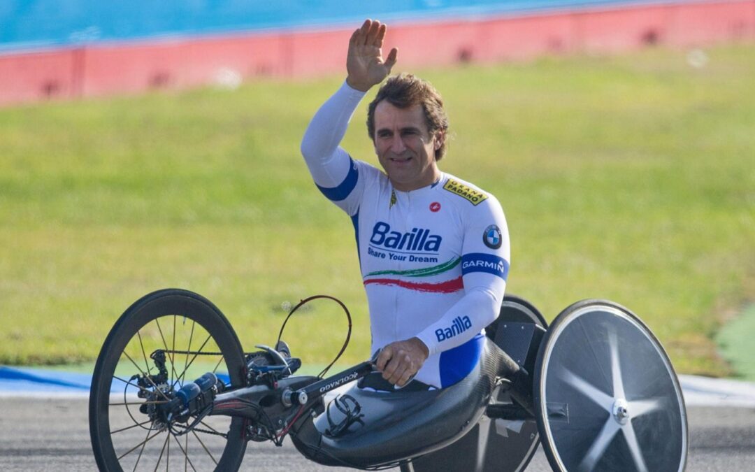 Addio ad Alex Zanardi, l’uomo dei “cinque secondi in più”