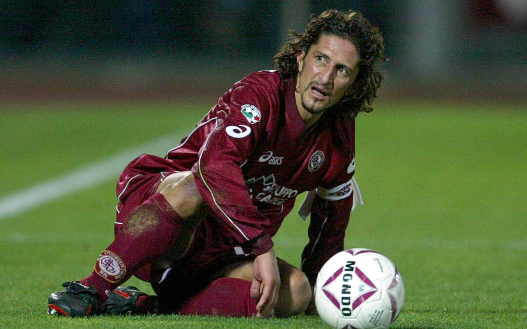 Lutto nel calcio, morto Igor Protti: da Rimini alla leggenda di Livorno