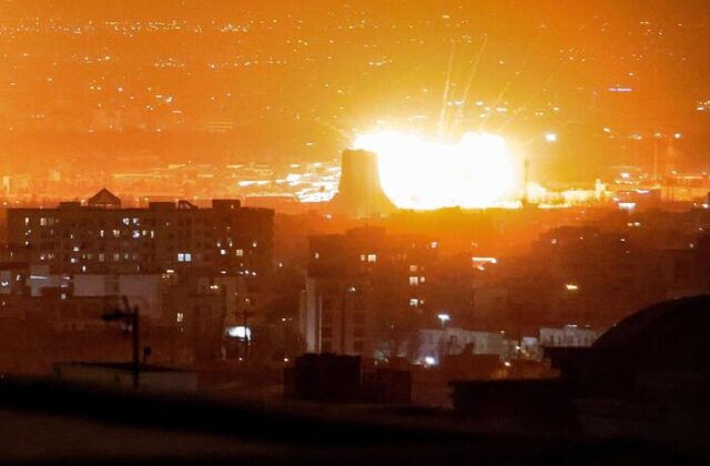 Usa-Iran, Trump valuta una maxi offensiva: “Siamo pronti”
