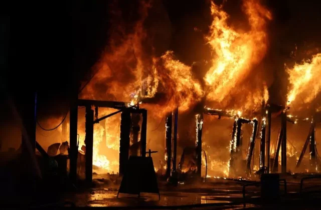 Notte di fuoco tra Russia e Ucraina: oltre 600 droni verso Mosca, esplosioni a Kiev