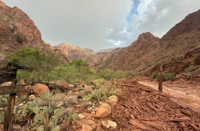 Grand Canyon travolto da un’alluvione: un morto e 15 dispersi