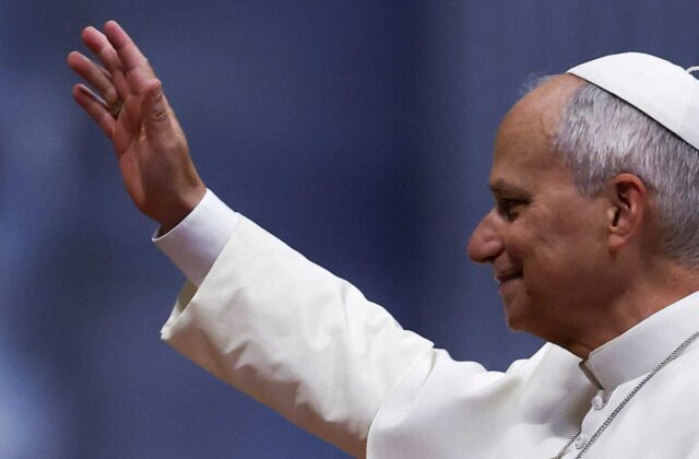 Arriva il Papa, San Marino cambia volto: spariscono cassonetti e cestini, rivoluzione per bus e funivia