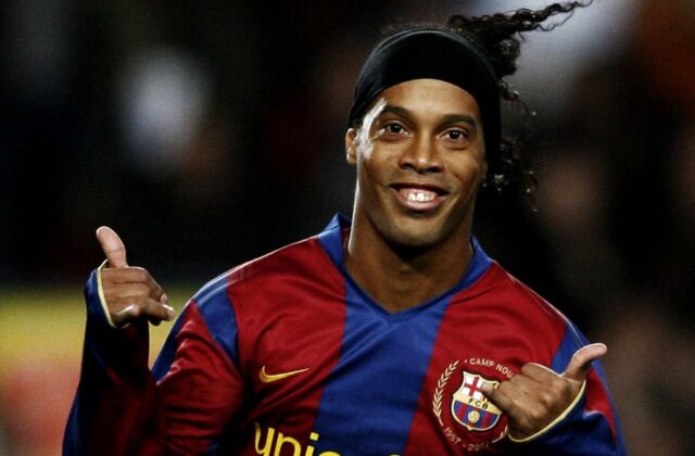 Ronaldinho accende Riccione: la leggenda brasiliana arriva allo Space
