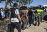 Ceuta, il Marocco ferma centinaia di migranti prima del confine