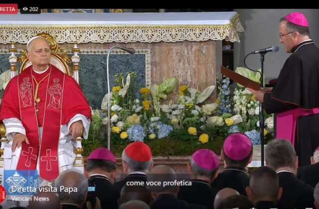 «Nel piccolo è custodito l’umano che ci salverà da ogni deriva disumana»