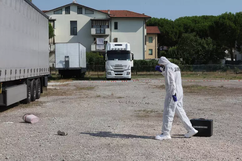 Pestaggio mortale a Pinarella, fermati quattro giovani: sono accusati dell’omicidio di Nicola Musiani