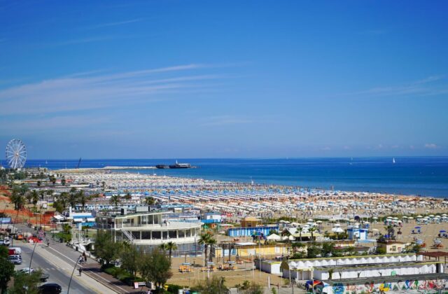 Turismo, Rimini corre anche dopo Ferragosto: hotel oltre il 95% nel weekend clou