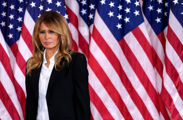 Melania Trump riappare alla Casa Bianca dopo un mese lontana dalla scena pubblica