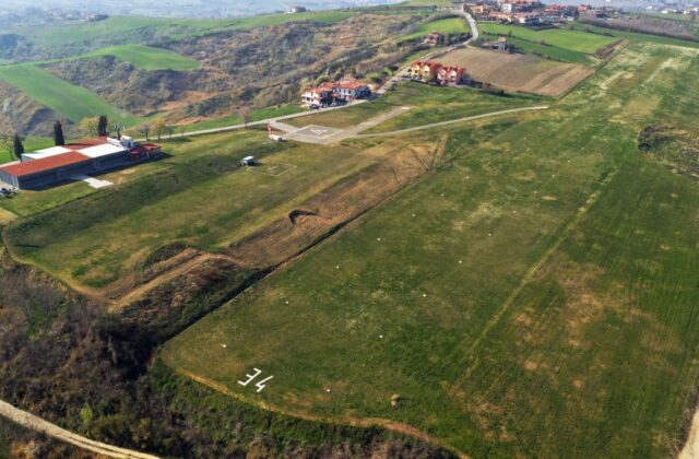 Paura a Torraccia, aereo finisce fuori pista durante l’atterraggio