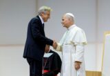Il Meeting accoglie Leone XIV, Scholz: «Costruiamo insieme una civiltà dell’amore»