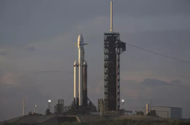 Nasa, nello spazio il telescopio nato per spiare: cercherà 100mila nuovi pianeti