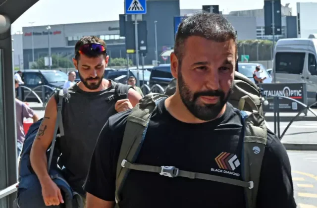 Alluvioni in Nepal, due italiani tornano a casa: «Siamo salvi, pensiamo a chi è ancora nel fango»