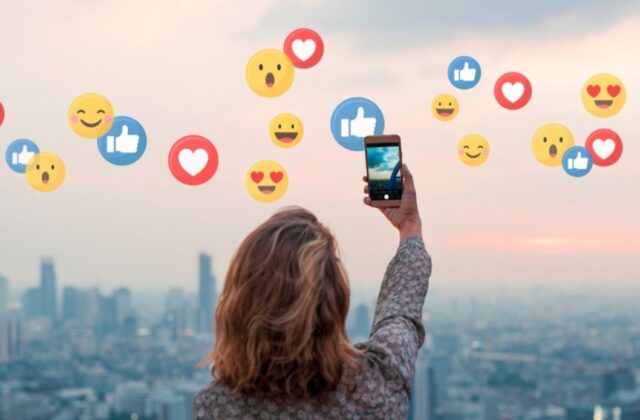 «Foto false per screditare la Riviera», Federalberghi Rimini querela due influencer