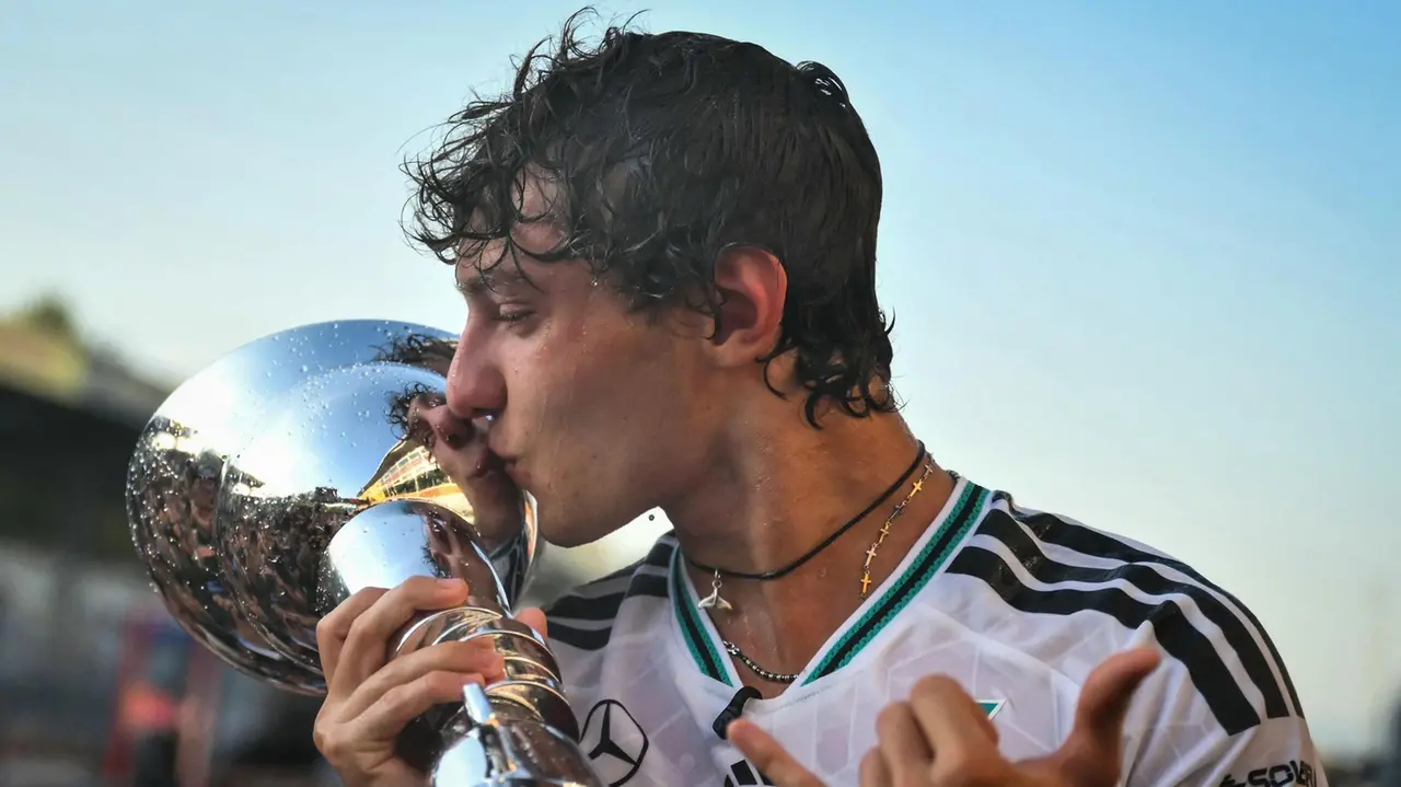 Antonelli vince anche in Spagna e scappa nel Mondiale