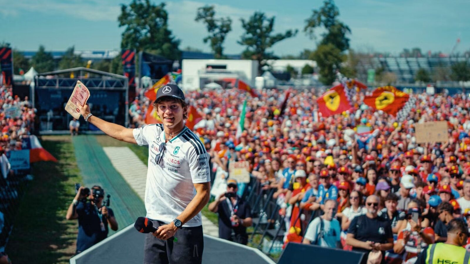 Antonelli, impresa a Monza: vince partendo dal fondo e riporta l’Italia sul gradino più alto dopo 60 anni