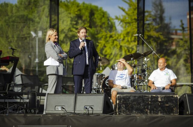 “Il senso di ogni cosa”, il Parco Ausa si riempie per la giornata dedicata alla solidarietà