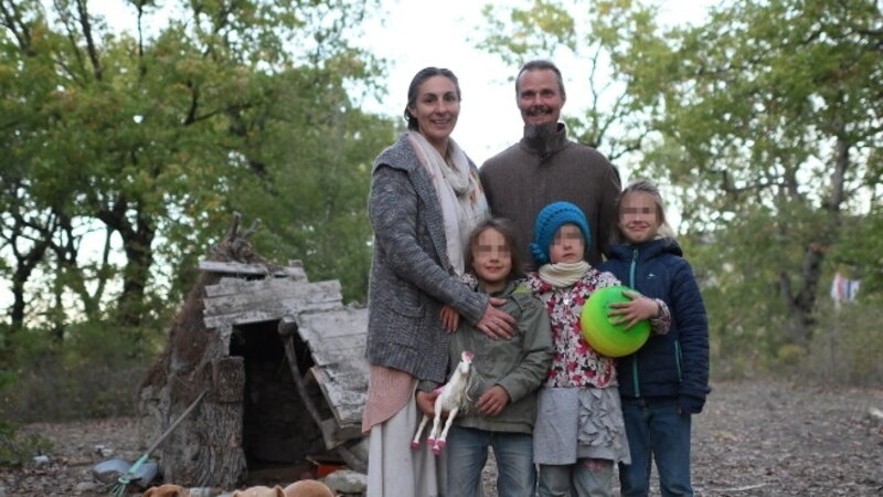 Famiglia del bosco, i tre bambini potranno tornare a casa