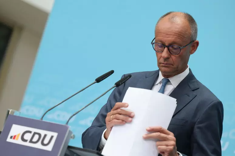 Miami, aereo cargo finisce fuori pista: cinque morti e cinque feriti