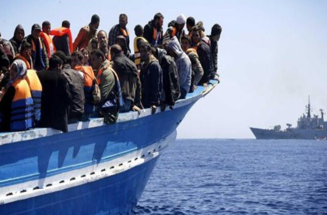 Migranti, cinque Paesi Ue lavorano agli hub fuori dall’Europa