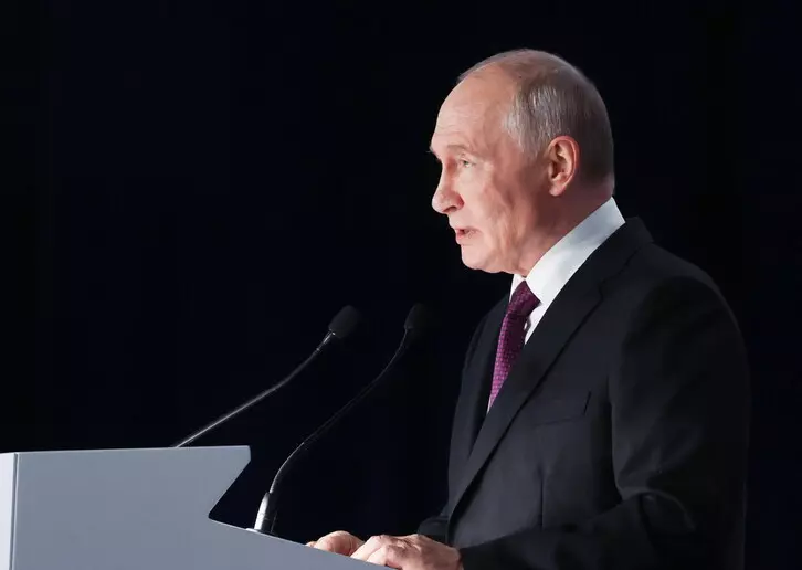 Mosca attacca Merz: “Cerca di guadagnare consensi contro la Russia”