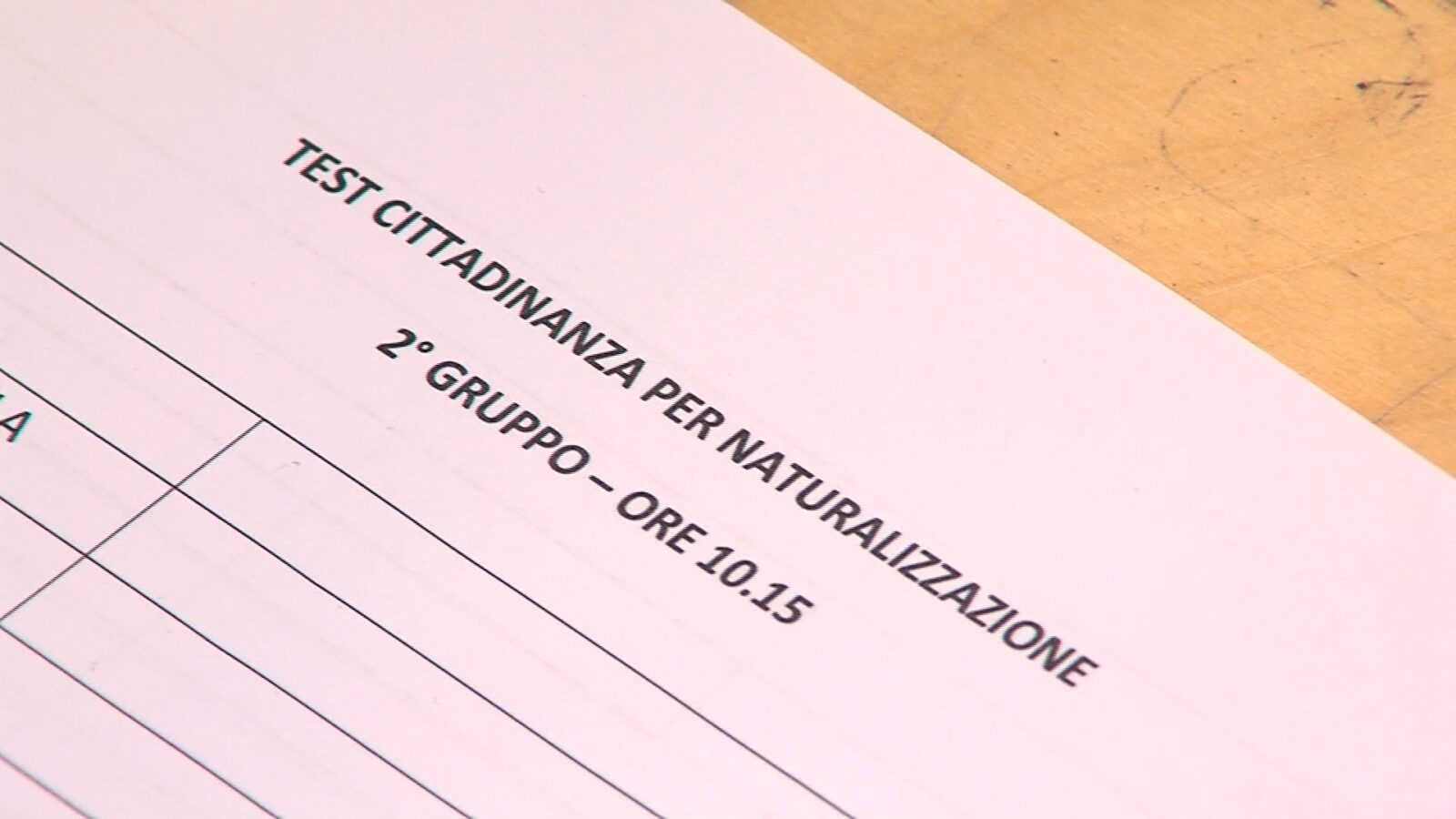 Naturalizzazione, l’esame divide: «Domande difficilissime»