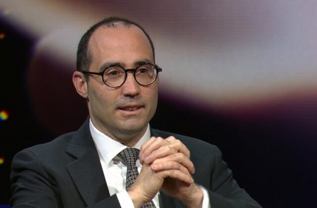 Nicola Renzi smentisce la lettura clientelare del suo intervento in Commissione Esteri: “Il ripagare non era una richiesta di posti, ma di un metodo di lavoro sull’Accordo di associazione”