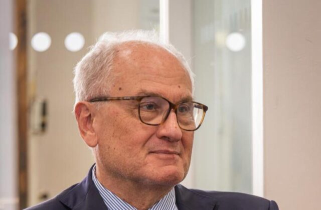 Università, via libera unanime al nuovo Rettore: Paolo Pascucci raccoglie l’eredità di Petrocelli. Il Consiglio dà il gradimento alla nomina per il triennio 2026-2029