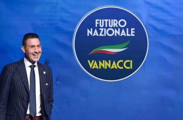 Il partito di Vannacci annuncia un comitato a San Marino e punta sui frontalieri e sulla doppia tassazione delle pensioni, ma la nota non dice chi ne fa parte