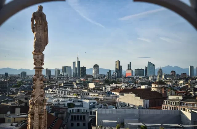 Vivere a Milano costa il 40% in più rispetto a Napoli: è la città più cara d’Italia