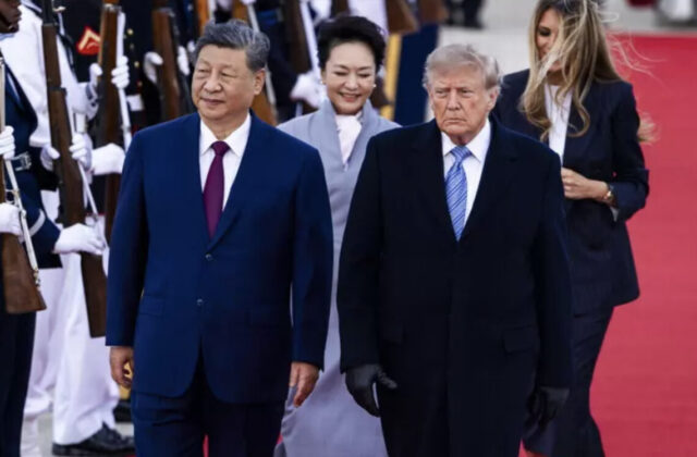 Xi negli Usa, Trump lo accoglie sulla pista: visita tra commercio, IA e tensioni internazionali