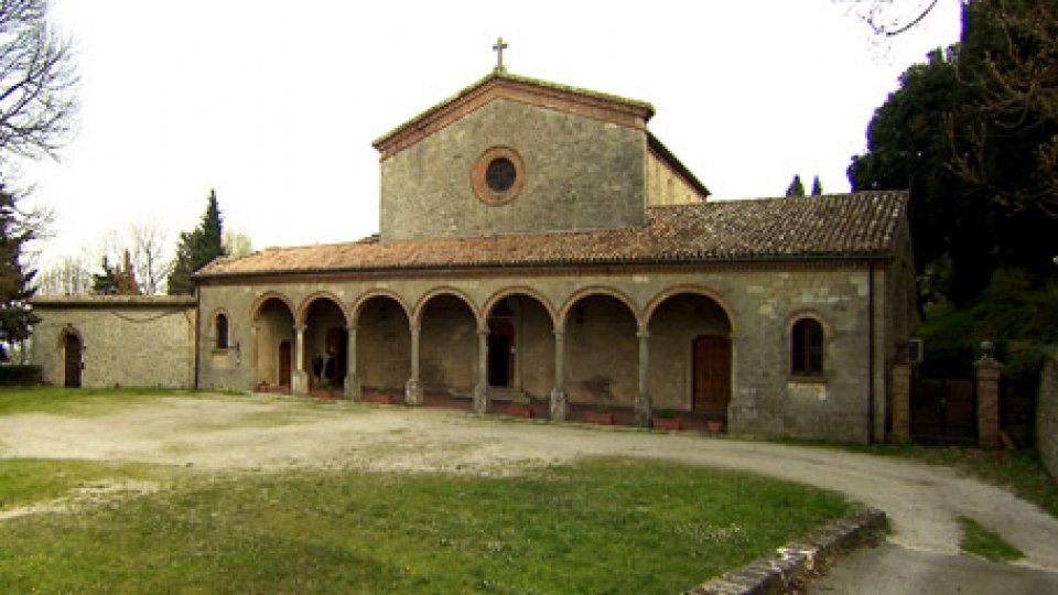 Alla scoperta del convento di Valdragone: visita guidata tra storia, arte e architettura