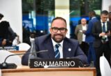Bugli all’Uip: “La fiducia non si decreta. Si conquista”. Ad Arusha il capo delegazione sammarinese richiama ascolto, responsabilità e partecipazione dei giovani