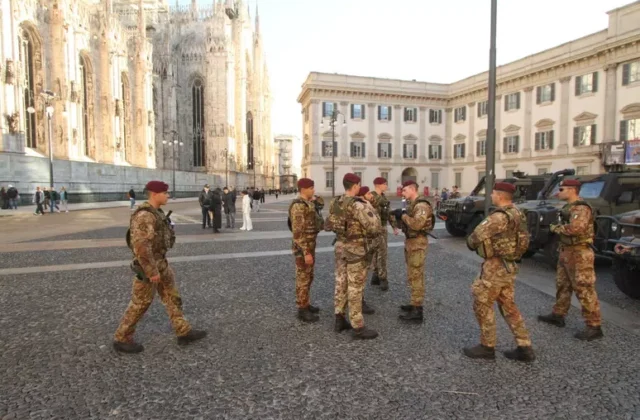 Cortei e proteste in tutta Italia, città blindate e oltre 150 perquisizioni: nel mirino il Movimento 17 ottobre