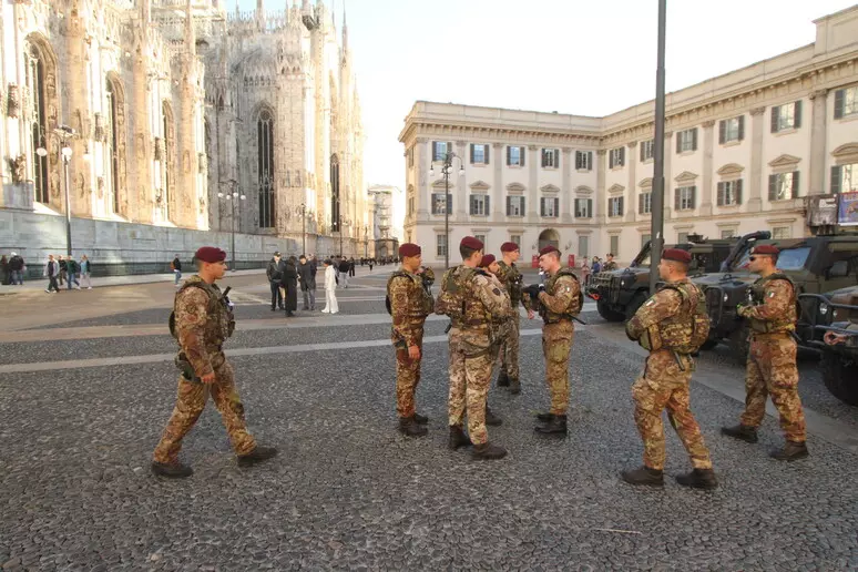 Cortei e proteste in tutta Italia, città blindate e oltre 150 perquisizioni: nel mirino il Movimento 17 ottobre