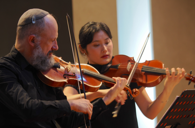 San Marino: from Baroque to Klezmer, a concert for two violins at the Church of San Francesco