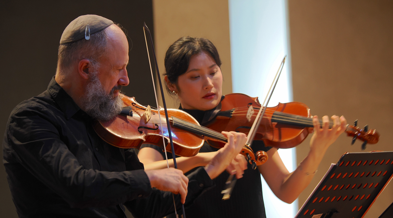 San Marino, dal Barocco al Klezmer: concerto per due violini alla Chiesa di San Francesco